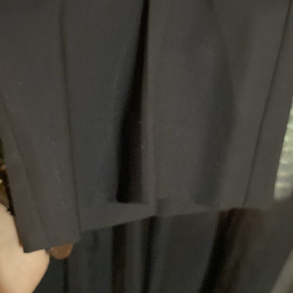 Theroy - Picture 4 of 10